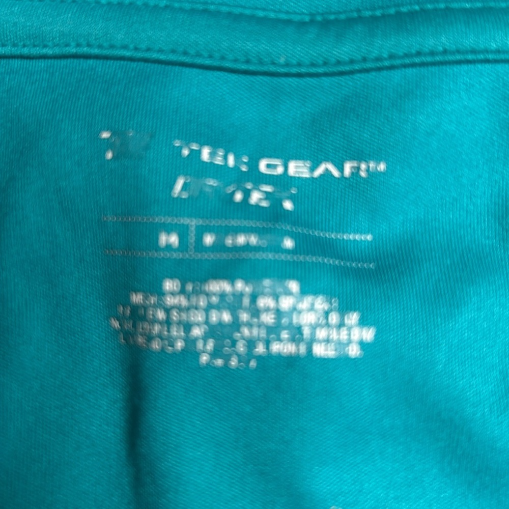 Women’s Athletic Tops - Picture 4 of 7
